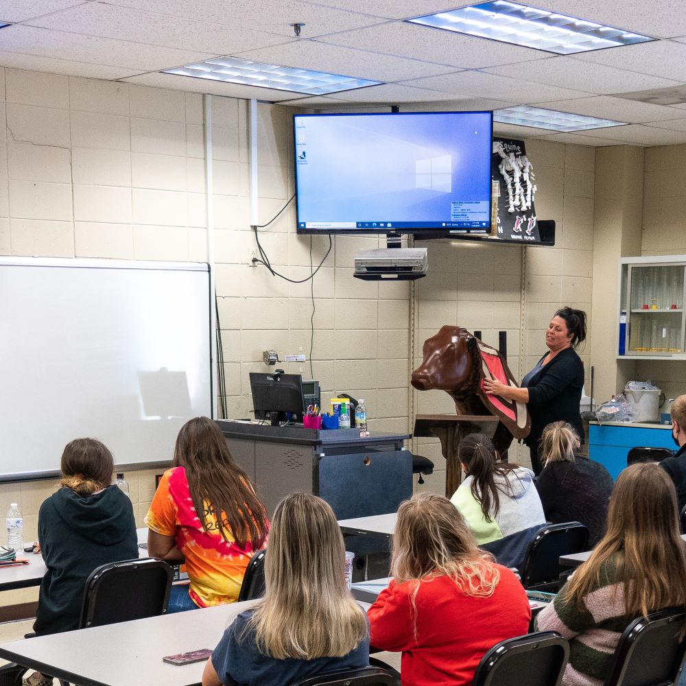 An agriculture classroom with students.