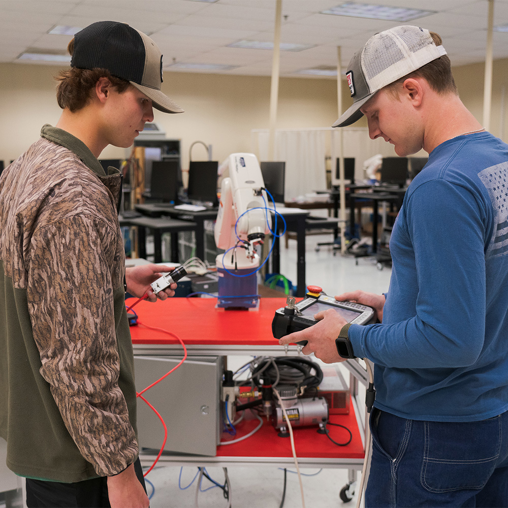 Engineering students at Walters State