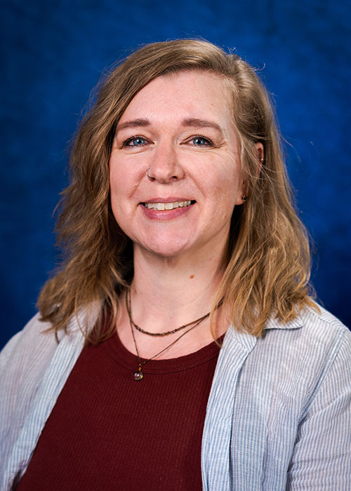 A photo of Leah Holt