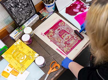 A printmaking class at Walters State
